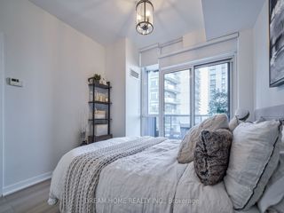 3610 - 295 Adelaide St W