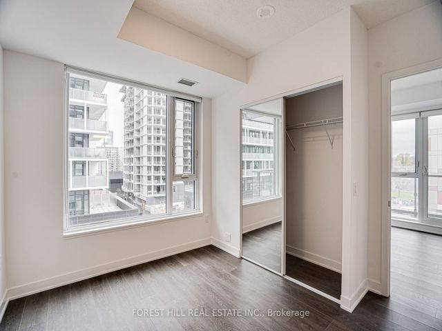 519 - 35 Tubman Ave