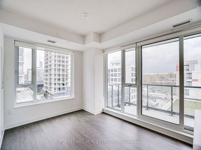 519 - 35 Tubman Ave