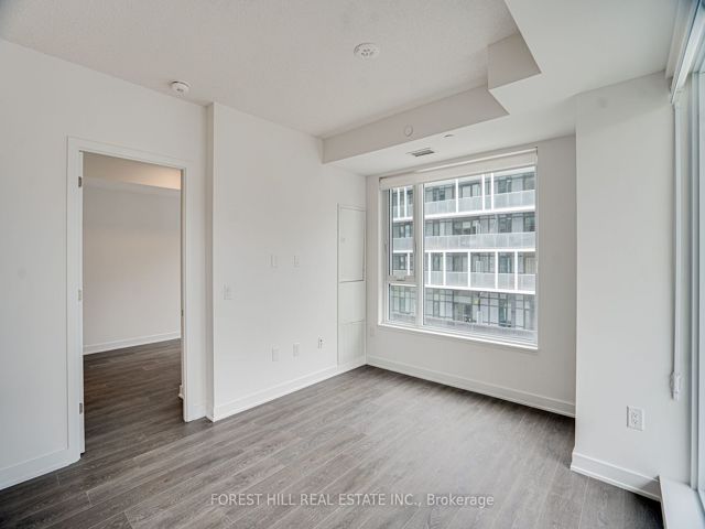 519 - 35 Tubman Ave
