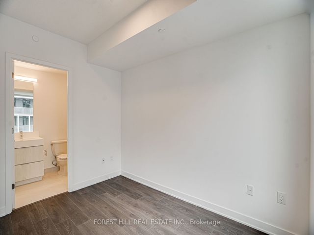 519 - 35 Tubman Ave