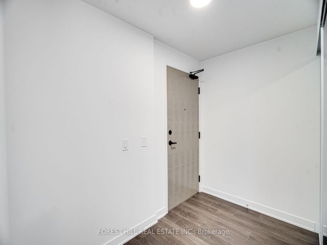 519 - 35 Tubman Ave