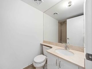 414 - 215 Fort York Blvd