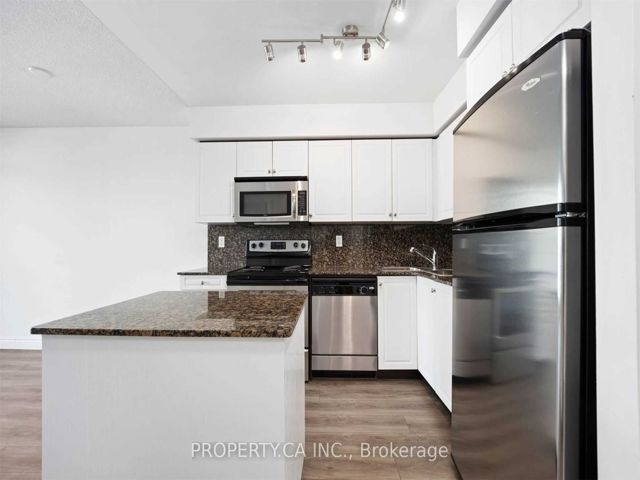 414 - 215 Fort York Blvd