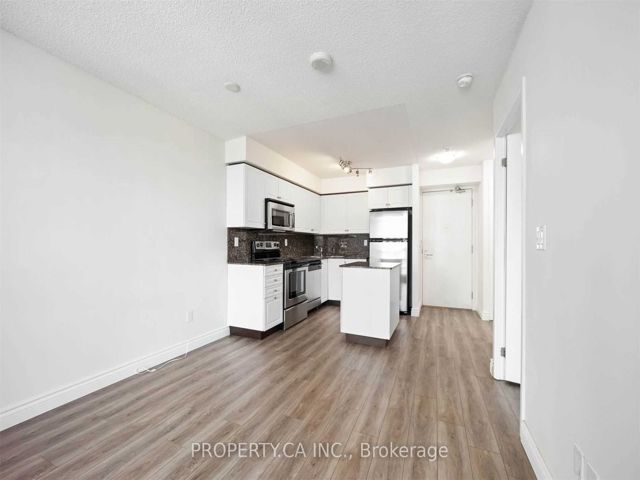 414 - 215 Fort York Blvd