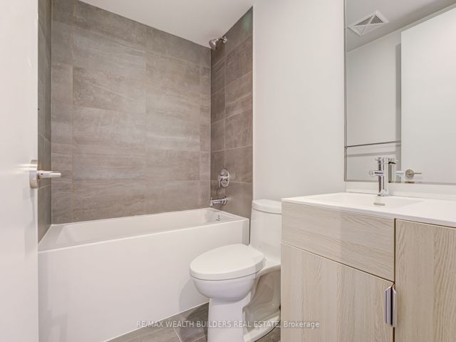 331 - 28 Eastern Ave