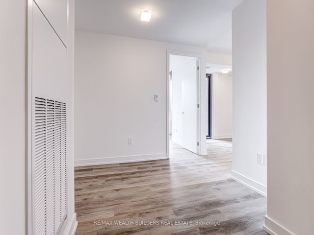 331 - 28 Eastern Ave