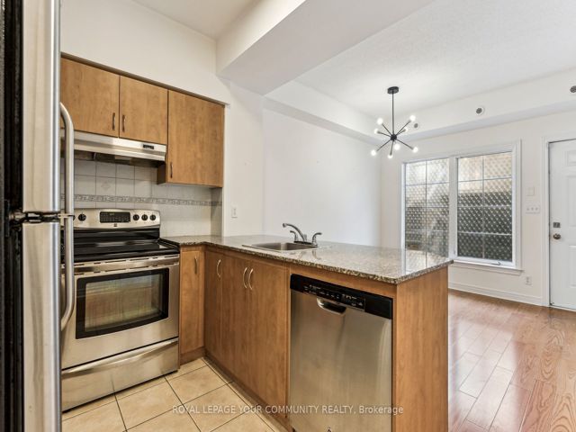 103 - 207 Wellesley St E