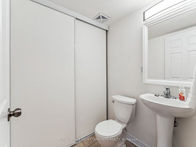 103 - 207 Wellesley St E