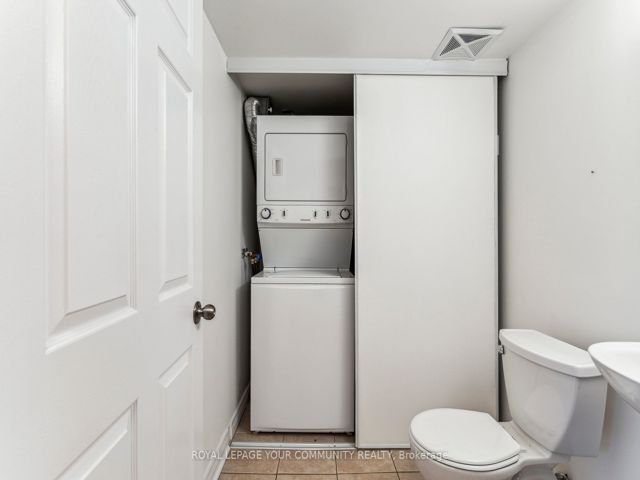 103 - 207 Wellesley St E