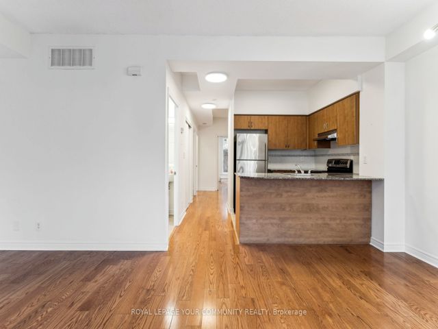 103 - 207 Wellesley St E