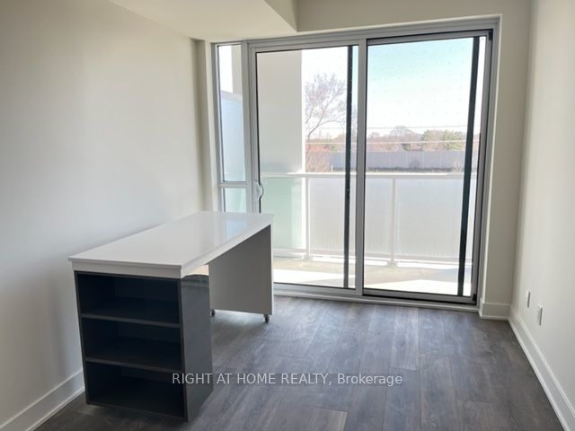 318 - 188 Fairview Mall Dr
