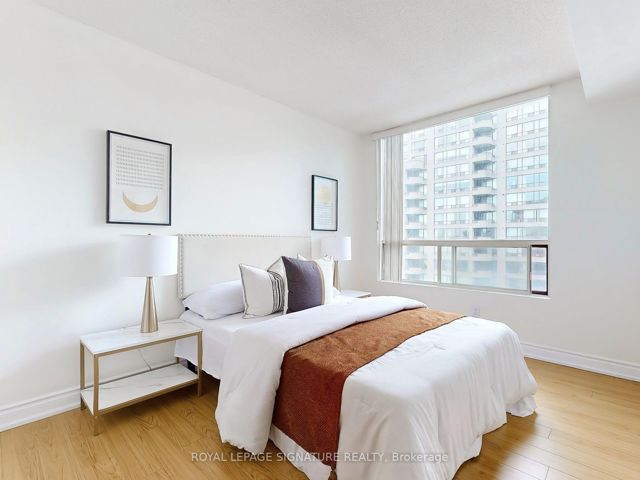 PH406 - 5785 Yonge St