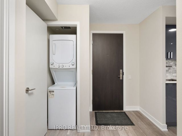 1011 - 38 Monte Kwinter Crt