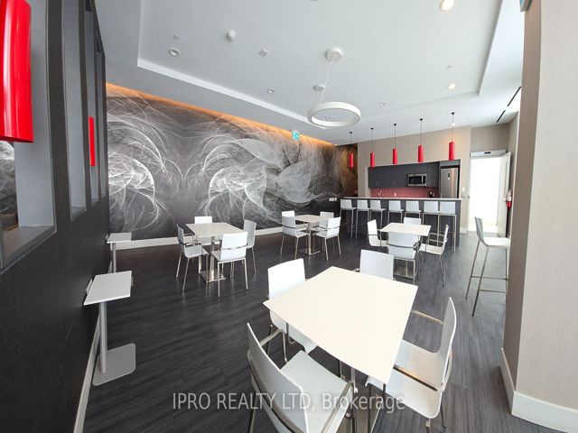 1011 - 38 Monte Kwinter Crt