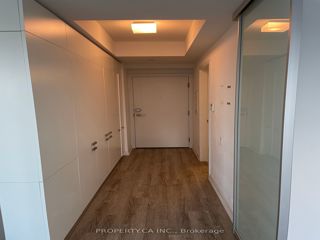 2115 - 50 Charles St E