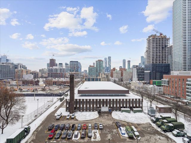 903 - 220 George St