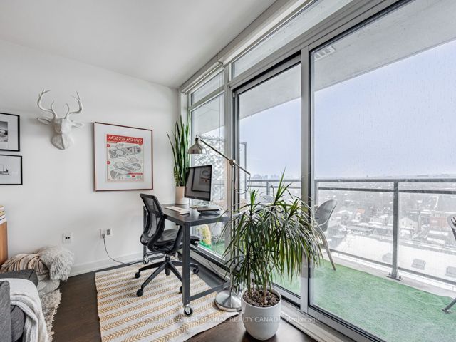 1111 - 78 Tecumseth St