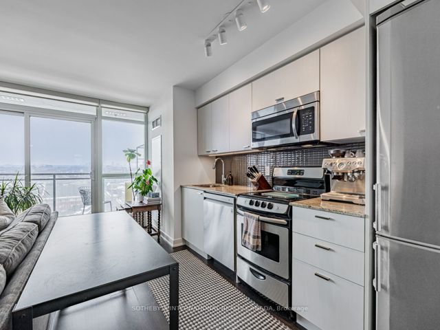 1111 - 78 Tecumseth St