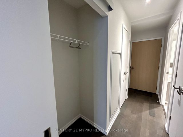 1710 - 5 Soudan Ave