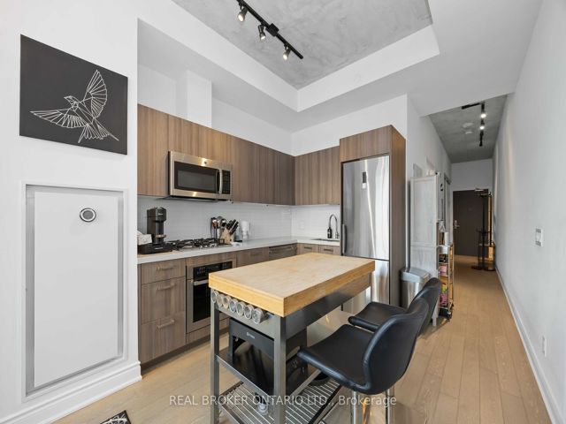 608 - 608 Richmond St W