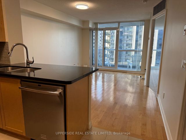 2507 - 4978 Yonge St