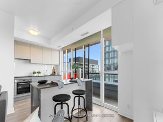 1808 - 120 Parliament St