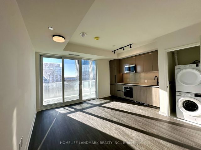1110 - 425 Front St E