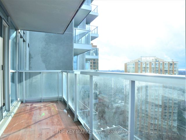 2502 - 4968 Yonge St