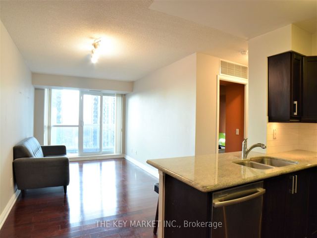 2502 - 4968 Yonge St