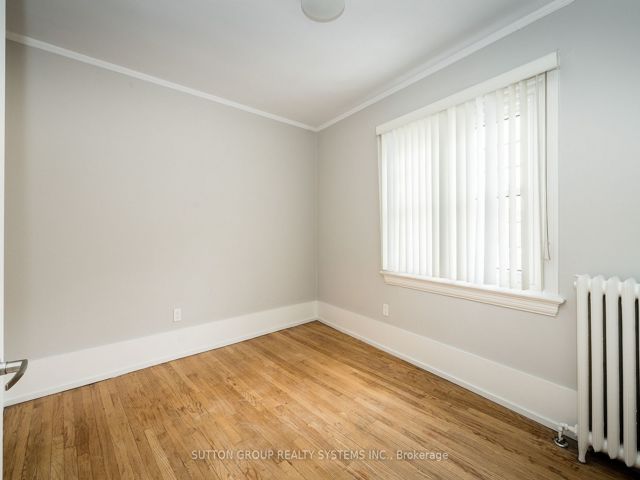 11 - 2875 Yonge St