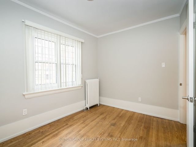 11 - 2875 Yonge St