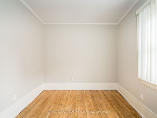 11 - 2875 Yonge St