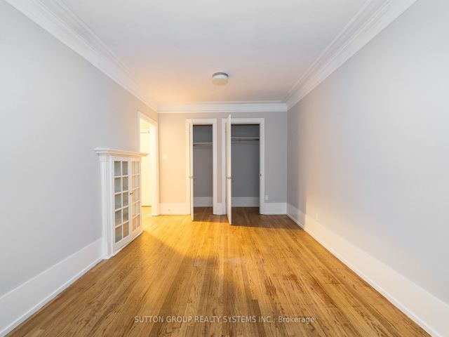 11 - 2875 Yonge St