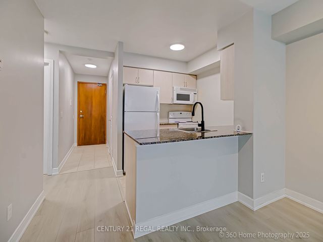 601 - 35 Bales Ave