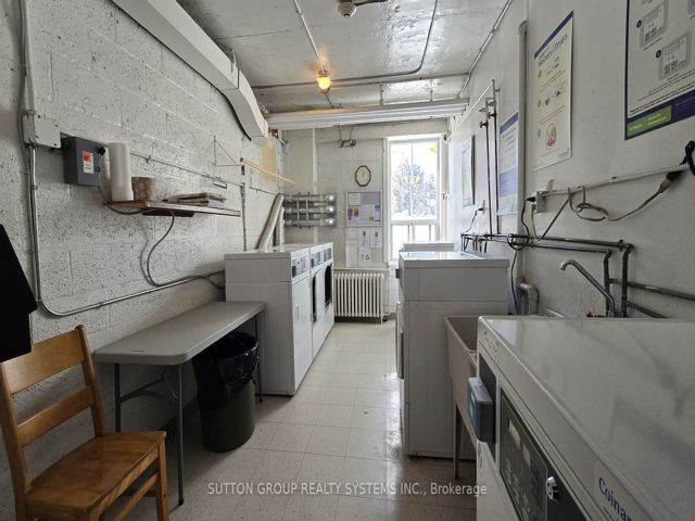 201 - 755 Avenue Rd