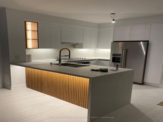 719 - 20 Scrivener Sq