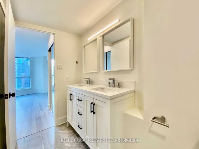 1107 - 44 St Joseph St