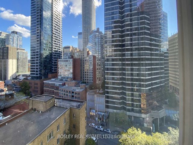 1107 - 44 St Joseph St