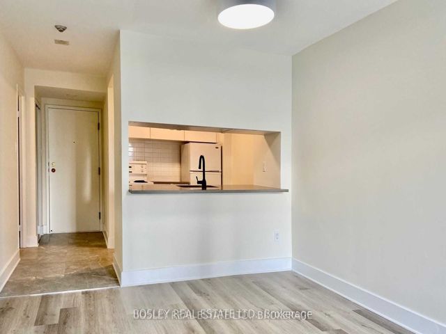 1107 - 44 St Joseph St