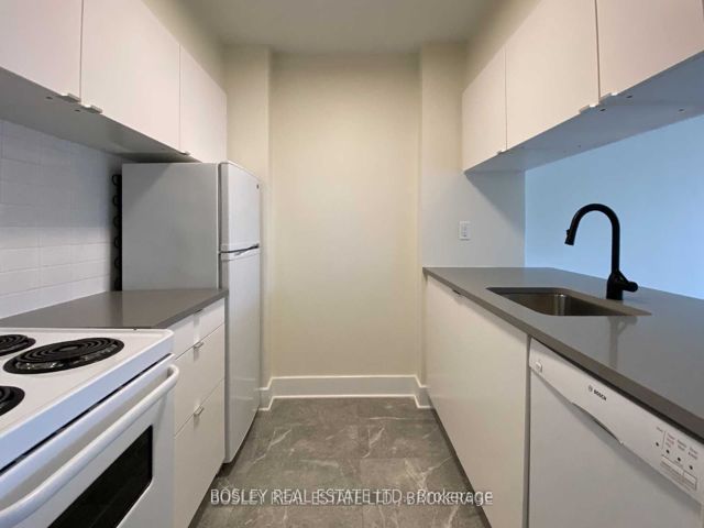 1107 - 44 St Joseph St