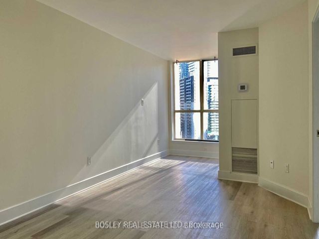 1107 - 44 St Joseph St