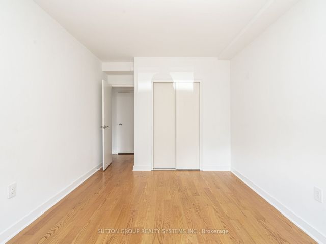 101 - 5 Mallory Gdns