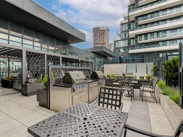 408 - 30 Inn On The Park Dr