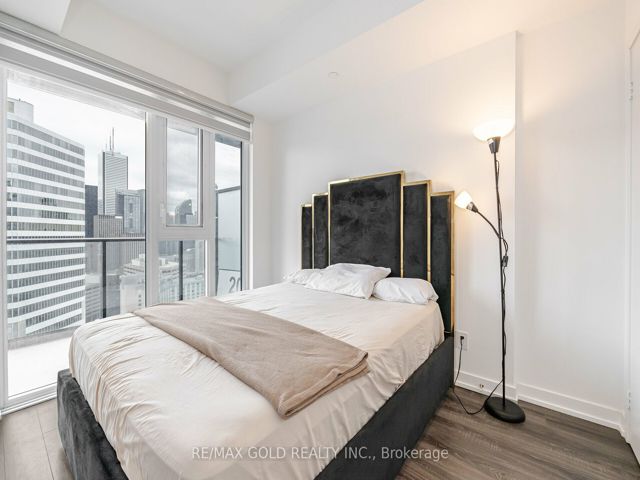 2506 - 20 Edward St