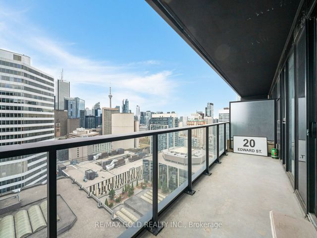 2506 - 20 Edward St