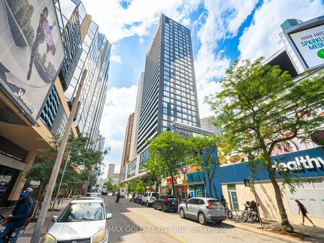 2506 - 20 Edward St