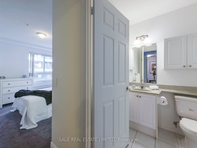 307 - 12 Rean Dr