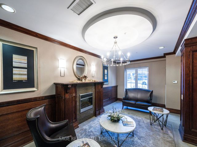 307 - 12 Rean Dr