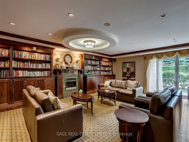307 - 12 Rean Dr